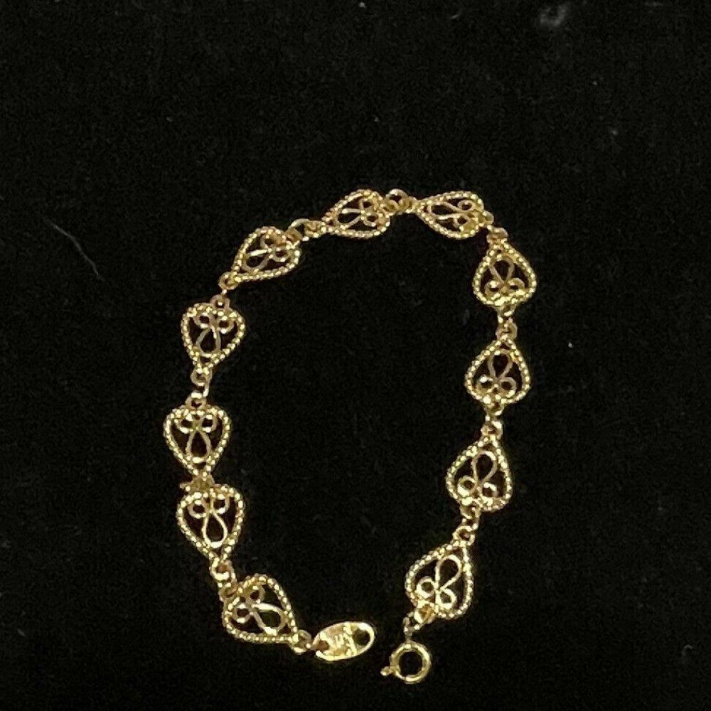avon bright gold tone openwork heart Chain bracelet